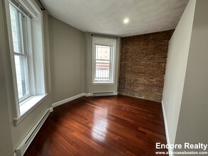 41 Fairfield St, Unit #250N - 2R in Boston, MA - Building Photo - Building Photo