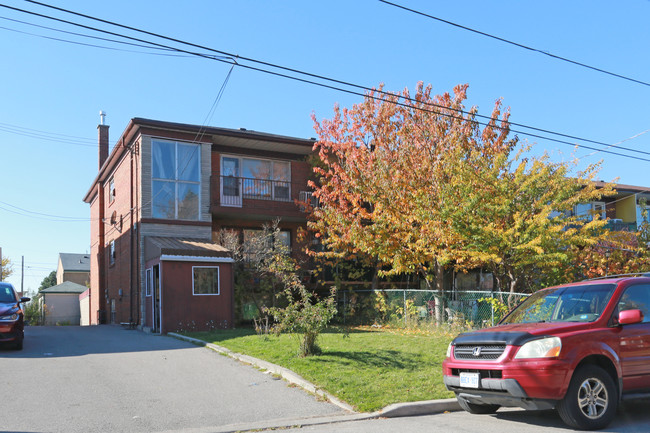 26-28 Garthdale Ct in Toronto, ON - Building Photo - Primary Photo