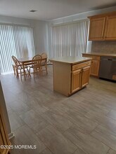 164 Bonaire Dr in Toms River, NJ - Building Photo - Building Photo