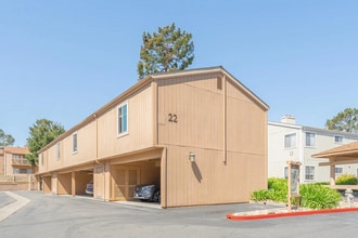 300 Glenwood Cir in Monterey, CA - Building Photo - Building Photo