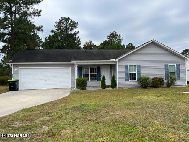 176 Ashbury Park Ln in Richlands, NC - Building Photo