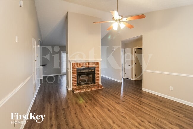 8920 Woodlake Ct in Jonesboro, GA - Building Photo - Building Photo