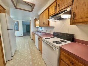 24 Oakwood Ln in Ellsworth, ME - Building Photo - Building Photo