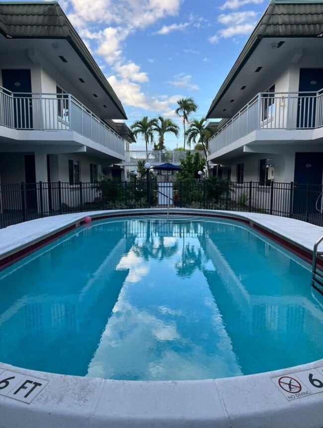 property at 1001 SE 16th St