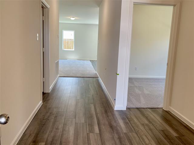 10336 Castle Lyons Ln in Crowley, TX - Building Photo - Building Photo