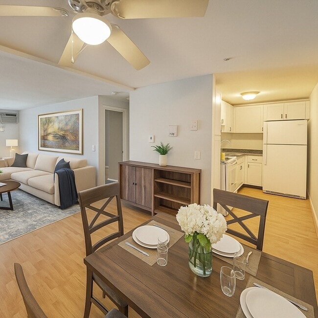 44 Leonard Rd in Boxborough, MA - Building Photo - Building Photo