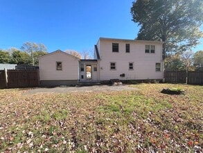 75 Meech Rd in Middletown, CT - Building Photo - Building Photo