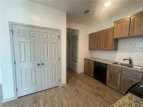 2408 Duntov Dr in Temple, TX - Building Photo - Building Photo