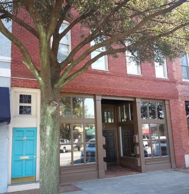 121 N 5th St Apartments and Nearby Hartsville Apartments For Rent