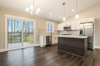 705 7 Mile Rd NW in Comstock Park, MI - Building Photo - Building Photo