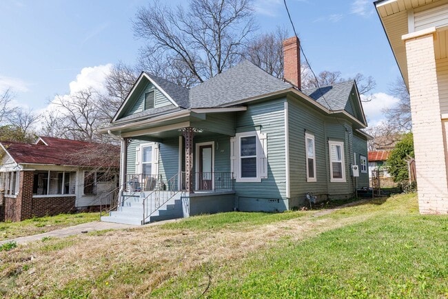 property at 1208 2nd St