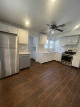 70 Temple St-Unit -70 in Harrison, NY - Building Photo - Building Photo