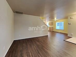 2709 9th St SE in Puyallup, WA - Building Photo - Building Photo