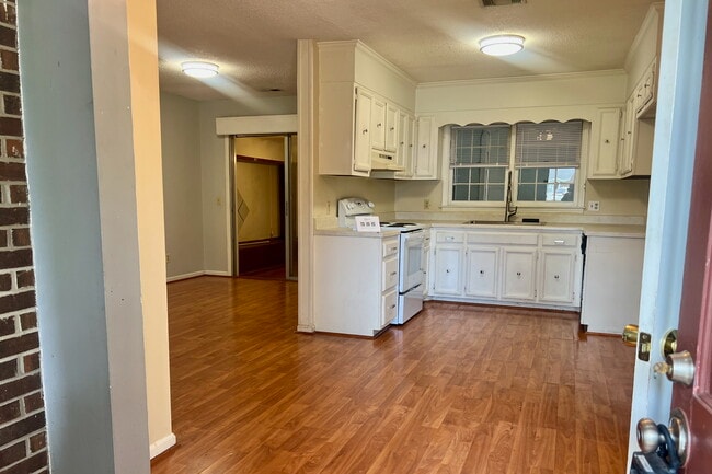 4602 Norwich Rd in Wilmington, NC - Building Photo - Building Photo