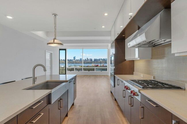 property at 9 Somerset Ln