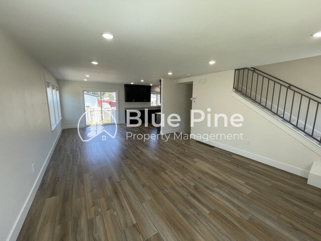 3225 E St in Idaho Falls, ID - Building Photo - Building Photo