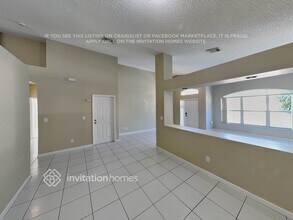 1495 SW 105th Ave in Pembroke Pines, FL - Foto de edificio - Building Photo