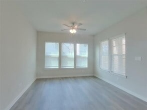 206 Ledburn Ct in Saginaw, TX - Building Photo - Building Photo