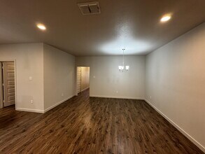 2613 135th St in Lubbock, TX - Building Photo - Building Photo