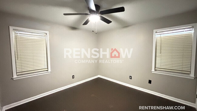 3863 N Trezevant St in Memphis, TN - Building Photo - Building Photo