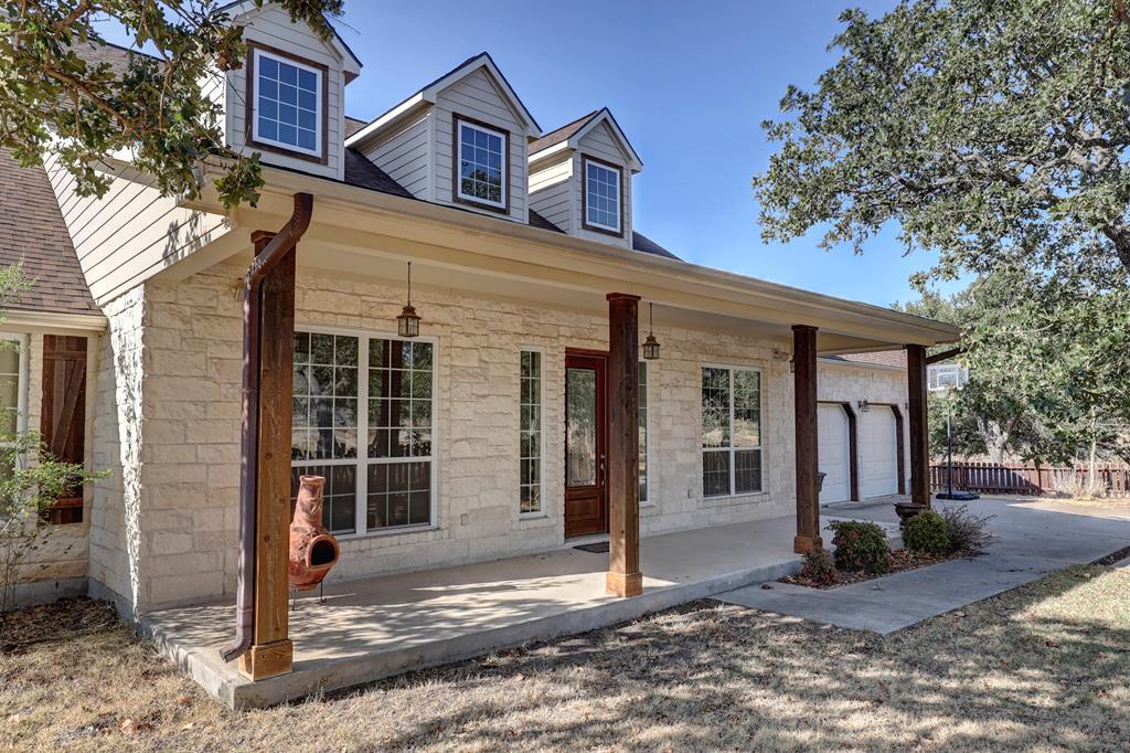 5609 Old Harper Rd in Fredericksburg, TX - Building Photo