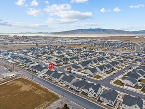 298 Old Farm Ln in Lindon, UT - Building Photo - Building Photo