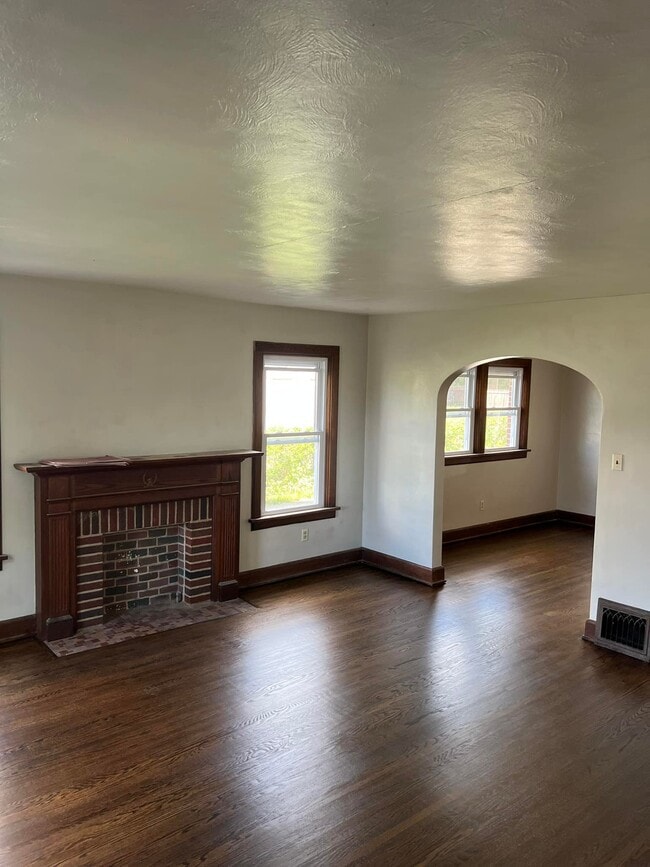 759 Park Ave W, Unit 759 Park Ave in Mansfield, OH - Foto de edificio - Building Photo