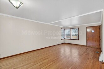 1015 Avant Dr in St. Louis, MO - Building Photo - Building Photo