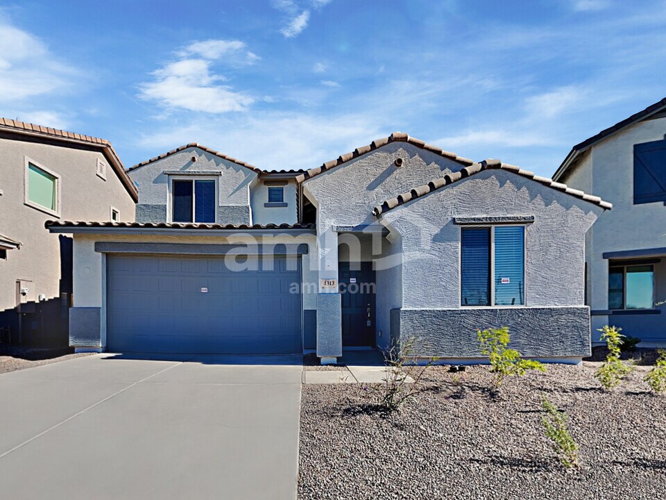 4313 S 105th Dr in Tolleson, AZ - Foto de edificio