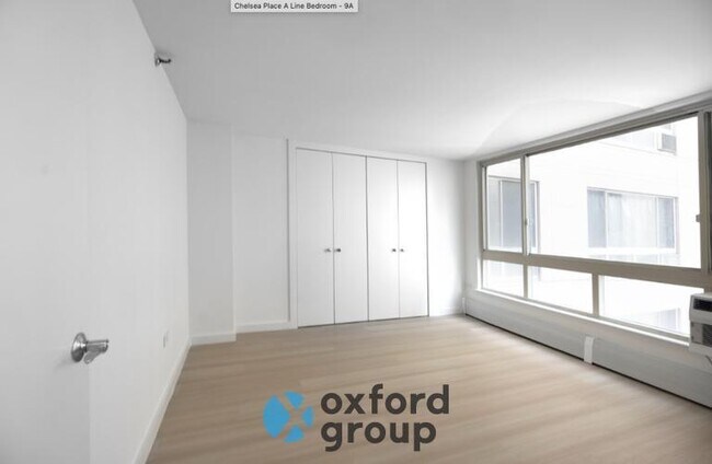 370 W 30th St in New York, NY - Building Photo - Building Photo