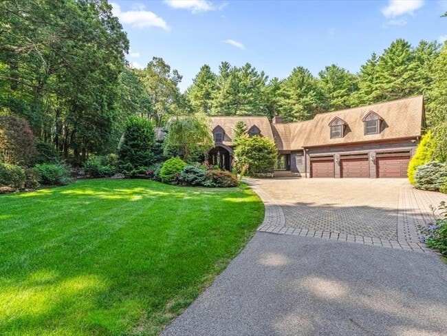 property at 5A Valley Rd