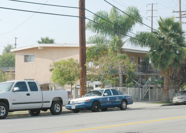 3436 Fletcher Dr in Los Angeles, CA - Building Photo - Building Photo