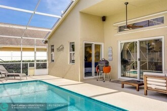 6334 Barbara St in Jupiter, FL - Building Photo - Building Photo