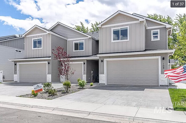 property at 206 SW 3rd St