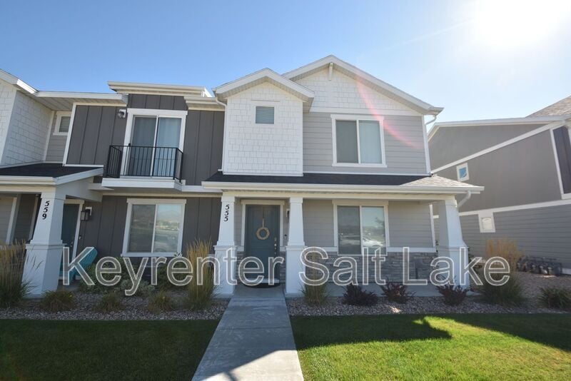 555 N Willow Springs Ave in Lehi, UT - Building Photo