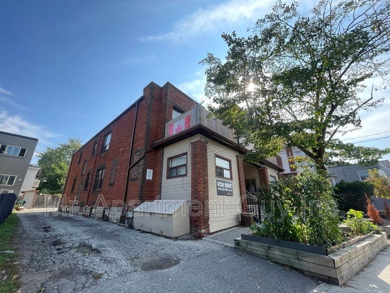53 Dawes Rd in Toronto, ON - Building Photo