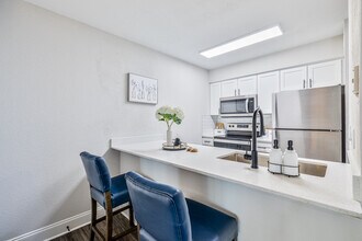 Villas at St. Johns in Jacksonville, FL - Building Photo - Building Photo