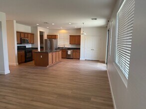 21351 E Nightingale Rd in Queen Creek, AZ - Building Photo - Building Photo