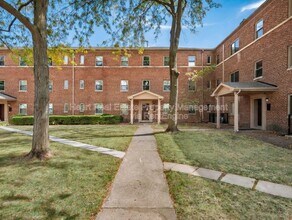 1963 W Broad St in Columbus, OH - Building Photo - Building Photo