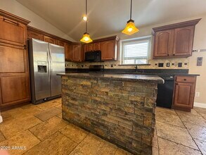 2246 W Roy Rogers Rd in Phoenix, AZ - Building Photo - Building Photo