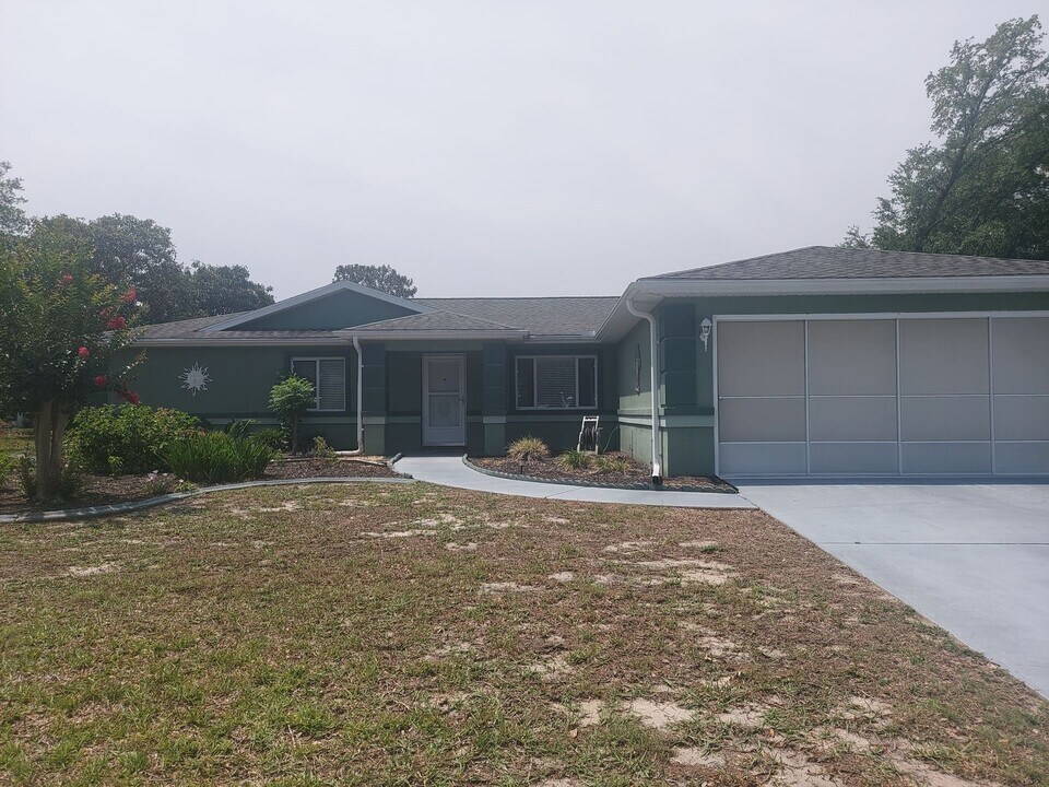 6114 SW 104th St in Ocala, FL - Building Photo