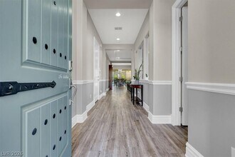 9936 Wildhorse Cyn Ave in Las Vegas, NV - Building Photo - Building Photo