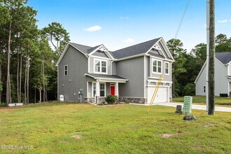 135 Permeta Dr in Sneads Ferry, NC - Building Photo - Building Photo