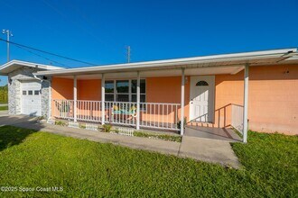 250 Alabama Ave in Merritt Island, FL - Building Photo - Building Photo