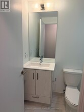 180 Front St E in Toronto, ON - Building Photo - Building Photo