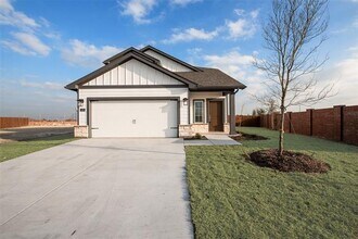 221 Cranz Farm Dr in Saginaw, TX - Building Photo - Building Photo