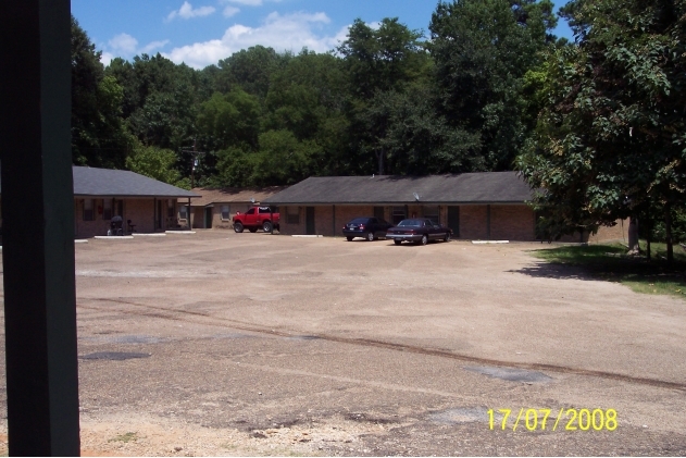 Castlewood Apartments in Huntsville, TX - Foto de edificio