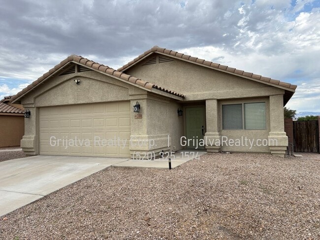 7359 E Weeping Willow Dr