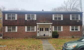 143 Oneco Ave in New London, CT - Building Photo