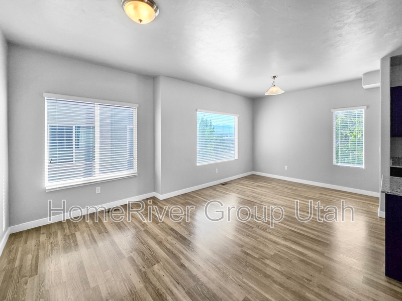 14708 S Rising Star Ln in Bluffdale, UT - Building Photo